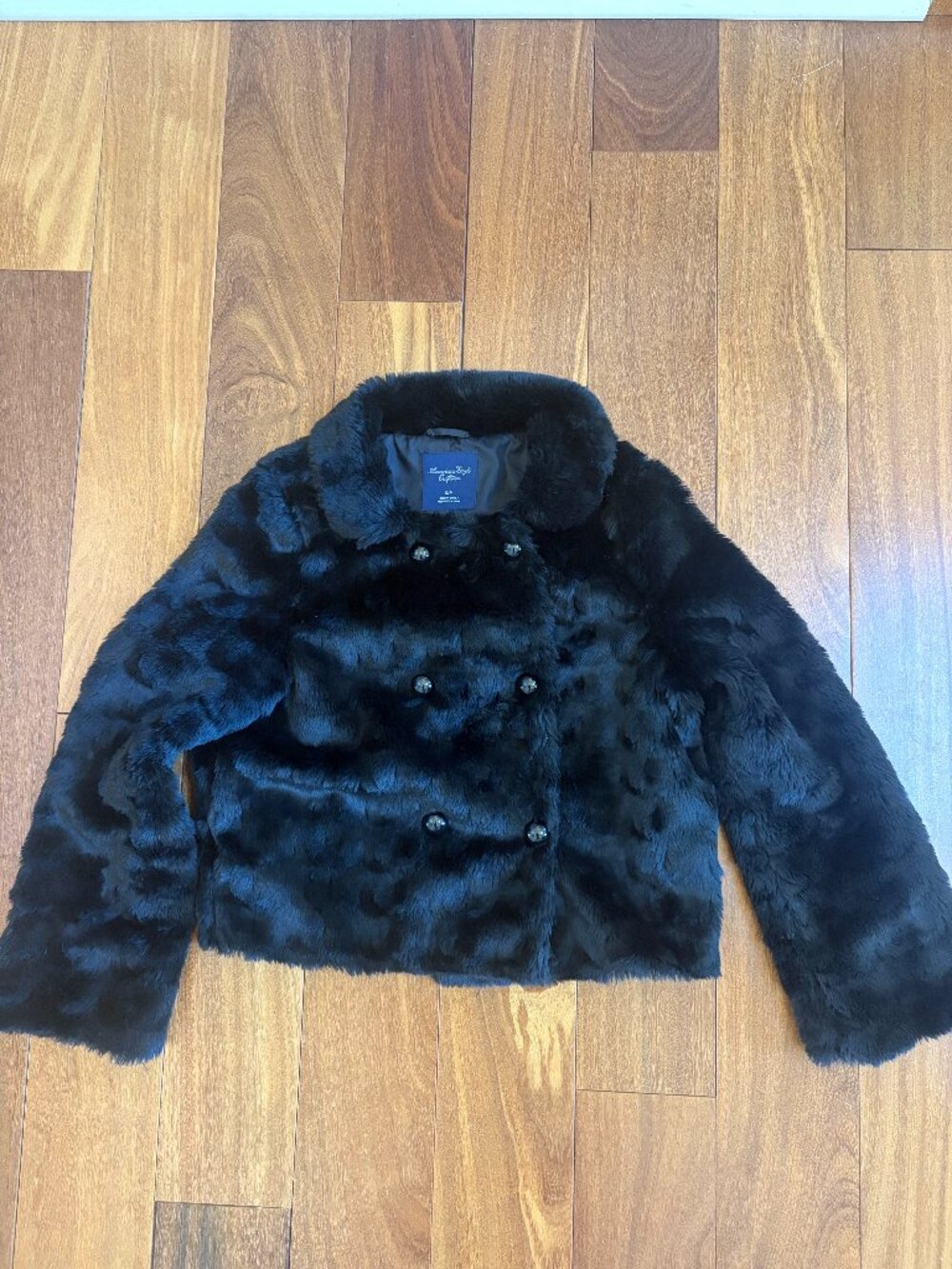 American Eagle faux fur cropped double breasted jacket.